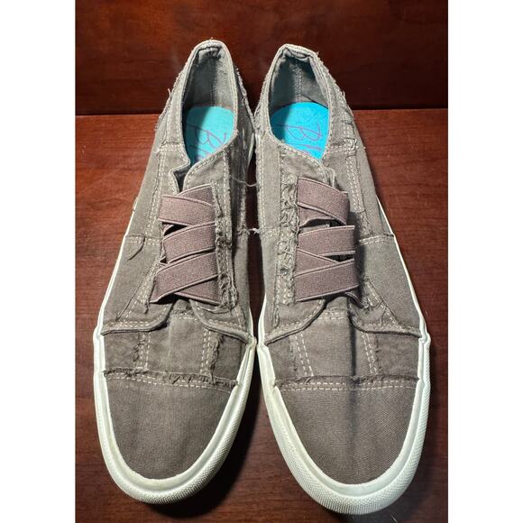 Blowfish Malibu Women's Marley Canvas Sneaker Distressed Slip On Canvas US 10 - Picture 3 of 6